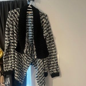 Ann Taylor loft sweater size medium NWT